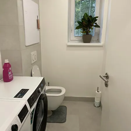 Sihot - Pri Zimnom Stadione Apartament *