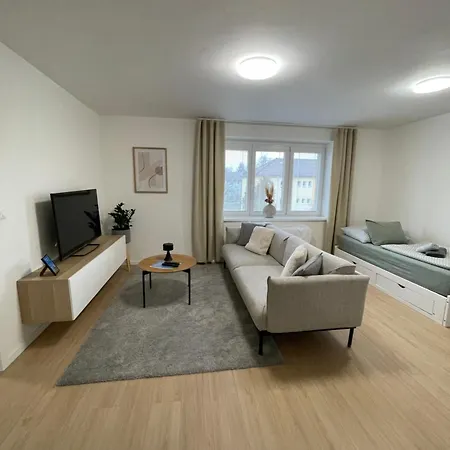 Sihoť - Pri Zimnom štadióne Apartamento *