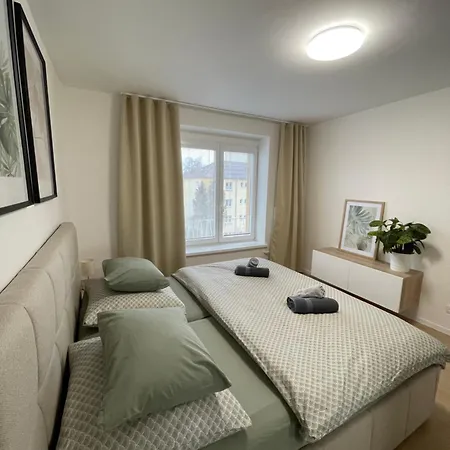 Appartement Sihot - Pri Zimnom Stadione *