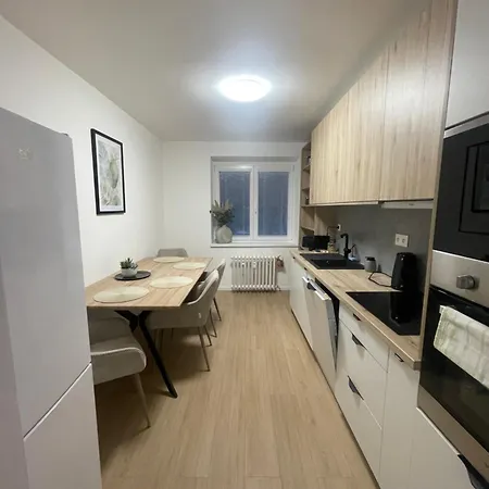 Sihoť - Pri Zimnom štadióne * Trenčín
